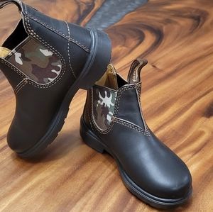New without box, kids blundstone 537 size 10AU/11US